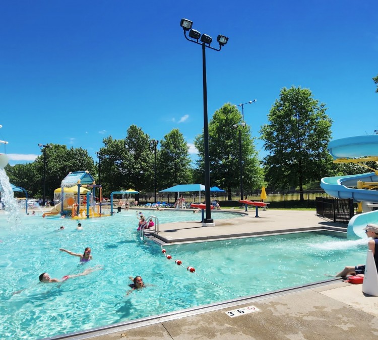 Independence Outdoor Pool (Independence,&nbspOH)